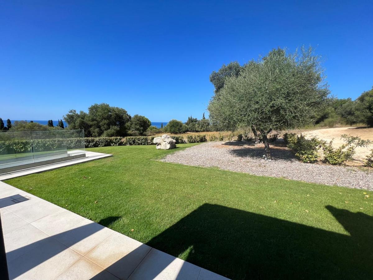 Avithos Blue Villas Svoronata Exterior photo